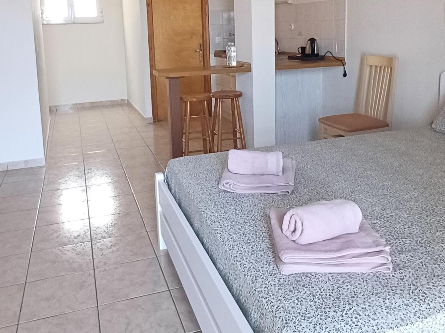Flora Studios Corfu - Adults Only Μπενίτσες Εξωτερικό φωτογραφία