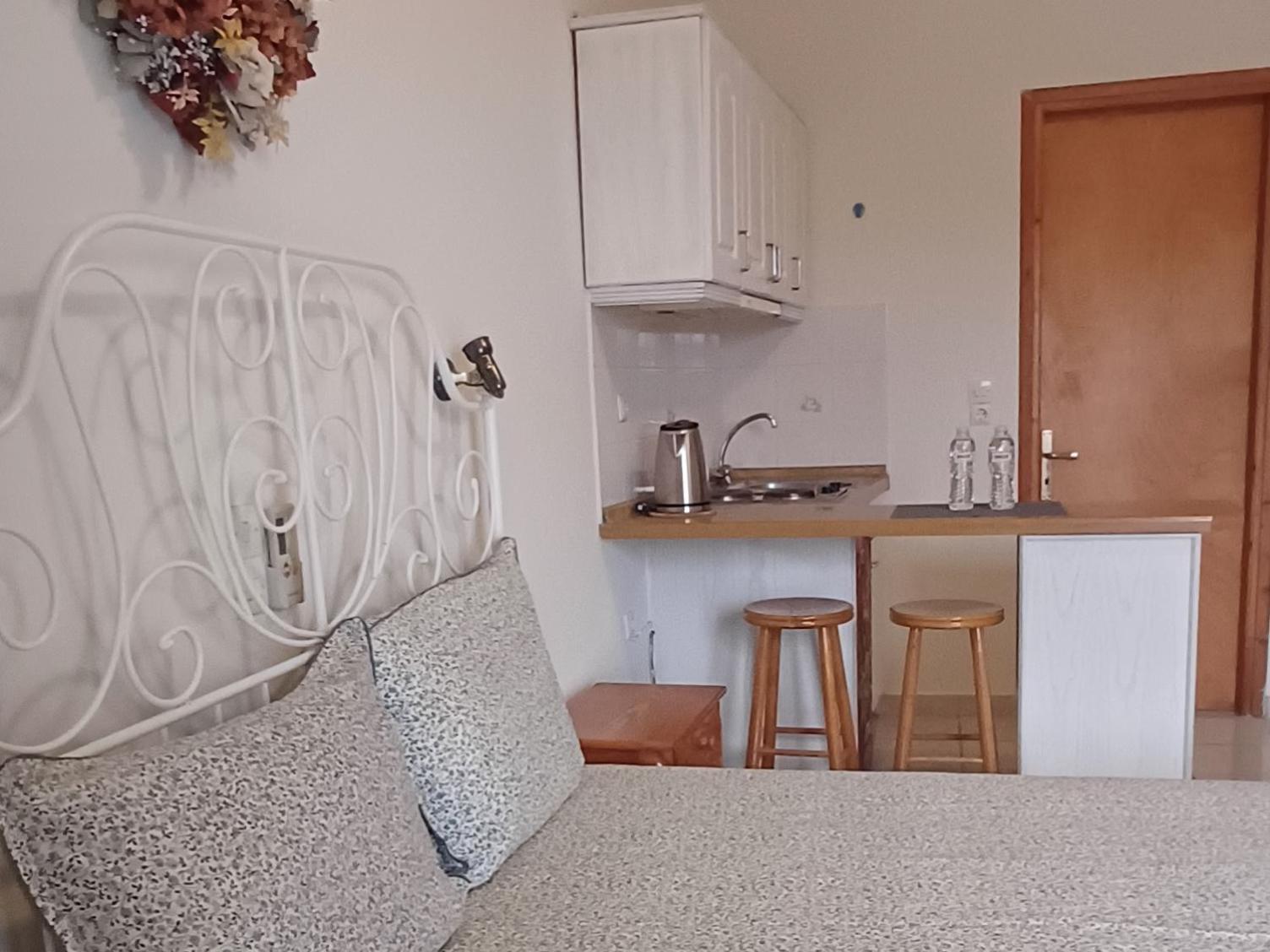 Flora Studios Corfu - Adults Only Μπενίτσες Εξωτερικό φωτογραφία