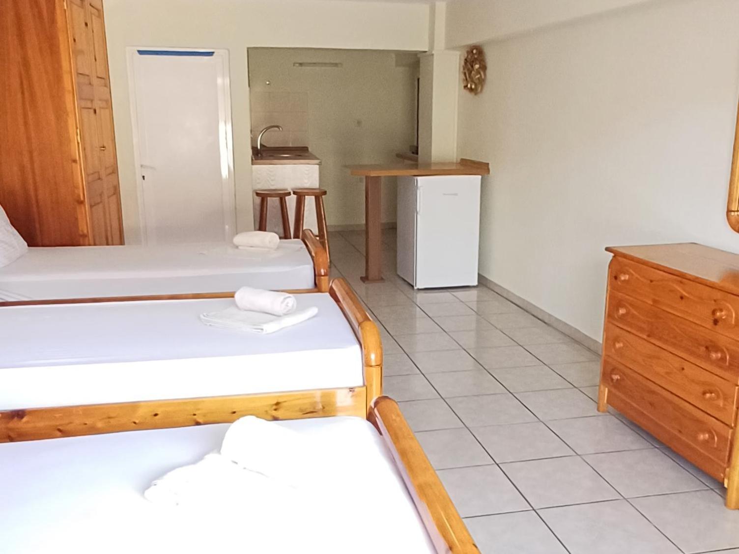 Flora Studios Corfu - Adults Only Μπενίτσες Δωμάτιο φωτογραφία