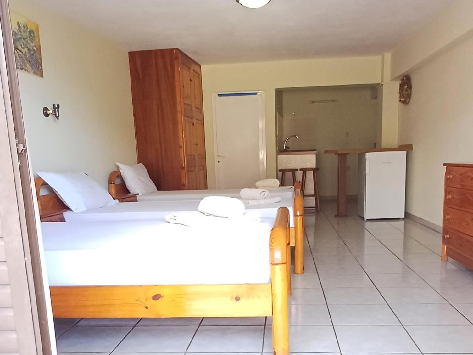Flora Studios Corfu - Adults Only Μπενίτσες Δωμάτιο φωτογραφία