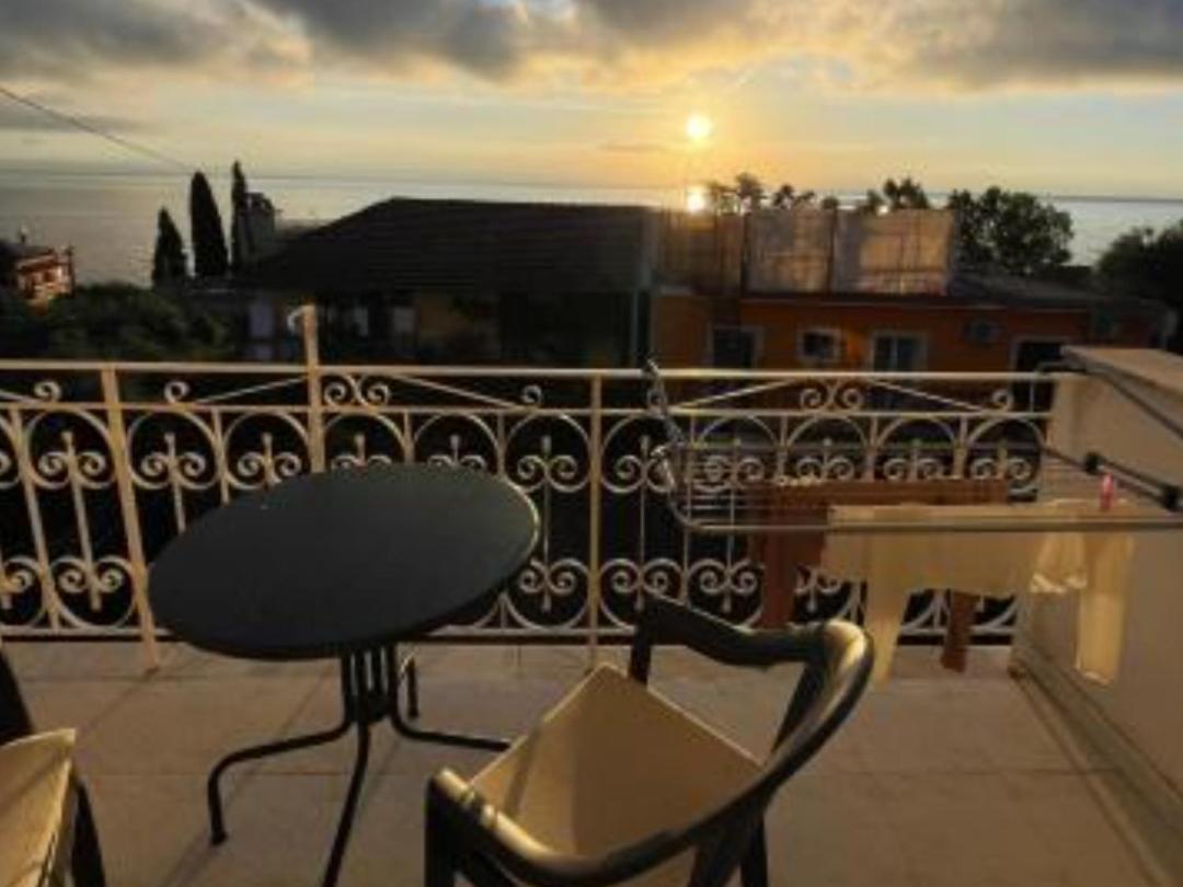 Flora Studios Corfu - Adults Only Μπενίτσες Εξωτερικό φωτογραφία