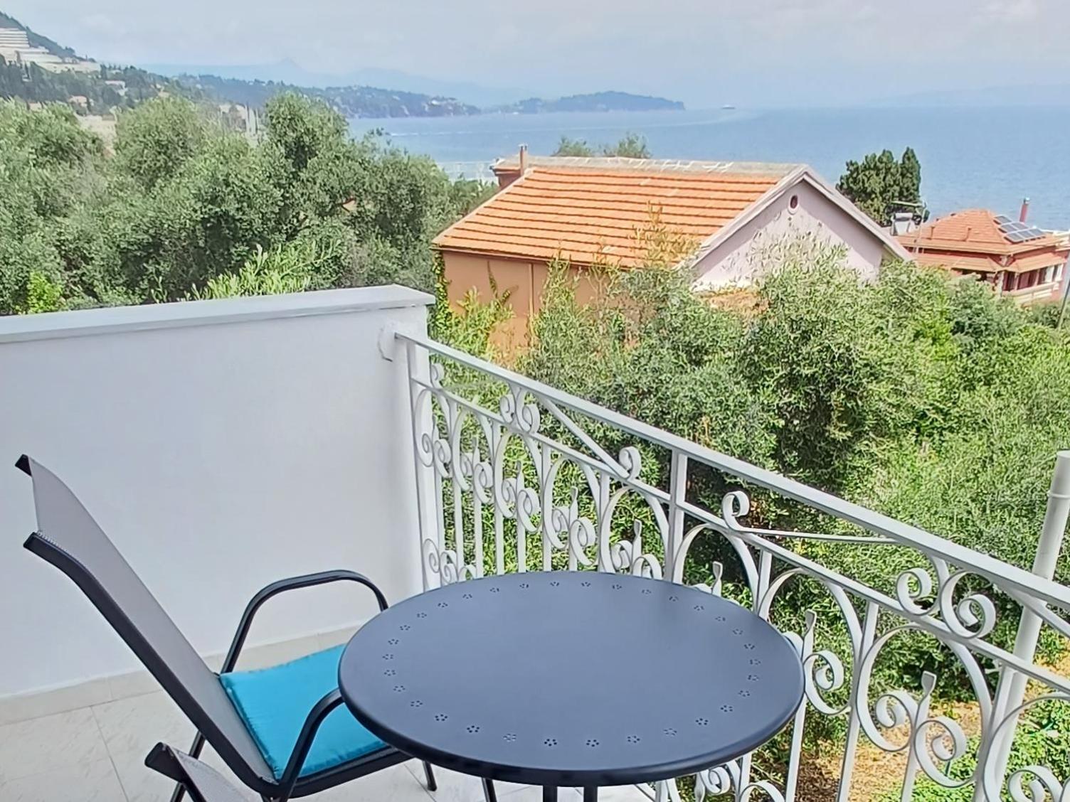 Flora Studios Corfu - Adults Only Μπενίτσες Εξωτερικό φωτογραφία